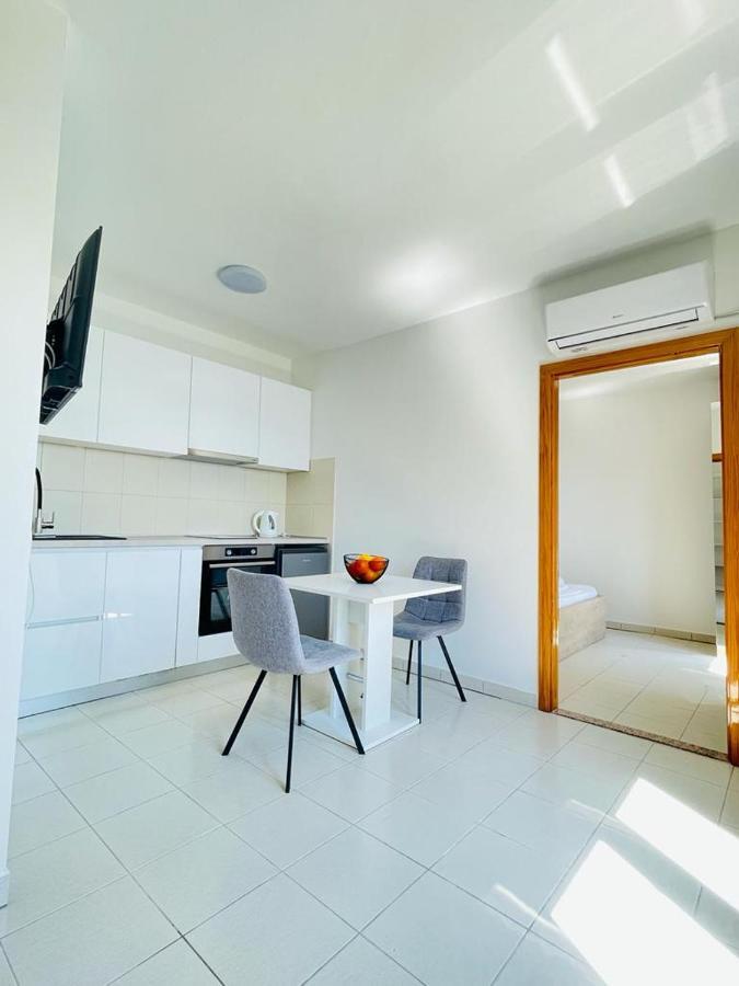 Apartments And Rooms Kod Mate Tribanj-Kruscica Exterior photo